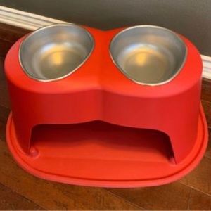 Pet Comfort feeding system by WeatherTech